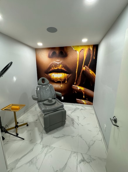 More Photos Of 228 W 82nd St, New York Coworking Space