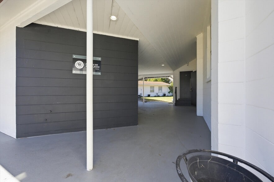 More Photos Of 6104 Polk Ave, Lakeland Religious Facility For Sale