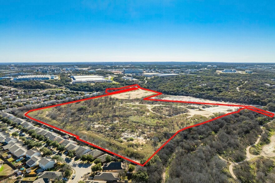 More Photos Of 00 Impala Summit, San Antonio Land For Lease