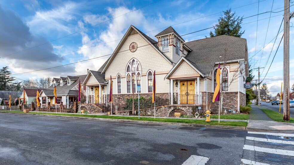 More Photos Of 1313 Washington St, Sumner Religious Facility For Sale