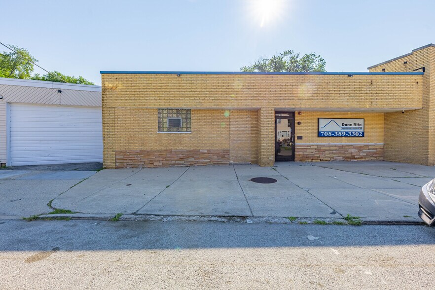 More Photos Of 13039 S Division St, Blue Island Manufacturing For Sale