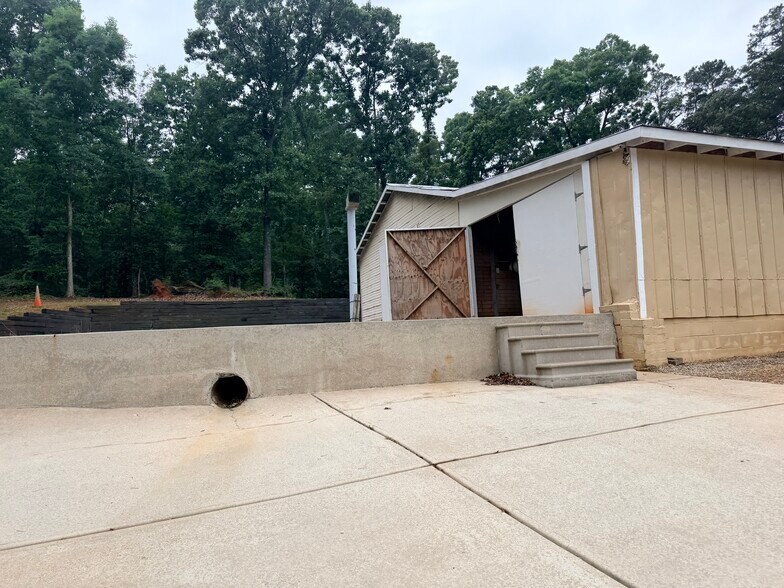 More Photos Of 0 Georgia 124, Jefferson Warehouse For Sale