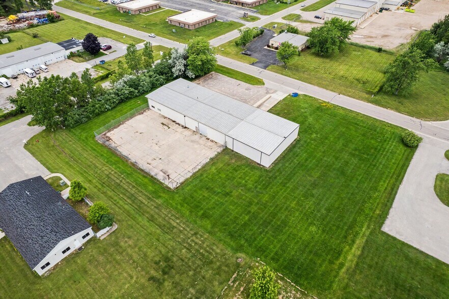More Photos Of 5846 Venture Way, Mount Pleasant Distribution For Sale