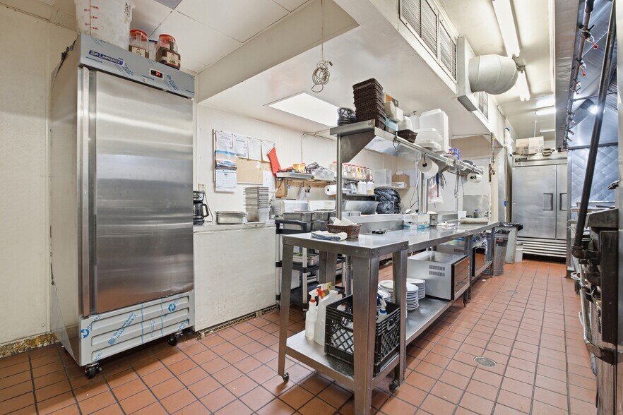 More Photos Of 2284 Gulf To Bay Blvd, Clearwater Restaurant For Sale