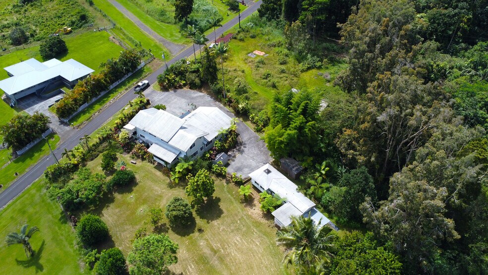 More Photos Of 564 Hoaka Rd, Hilo Specialty For Sale
