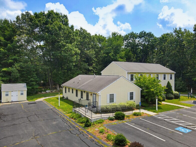 More Photos Of 620 Washington St, Franklin Medical For Sale