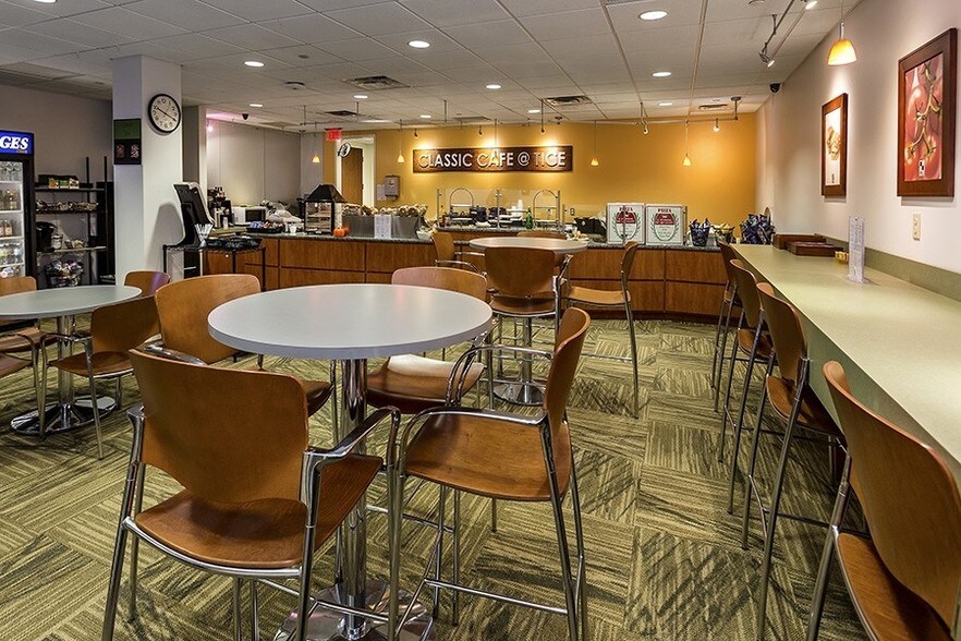 More Photos Of 123 Tice Blvd, Woodcliff Lake Office For Lease