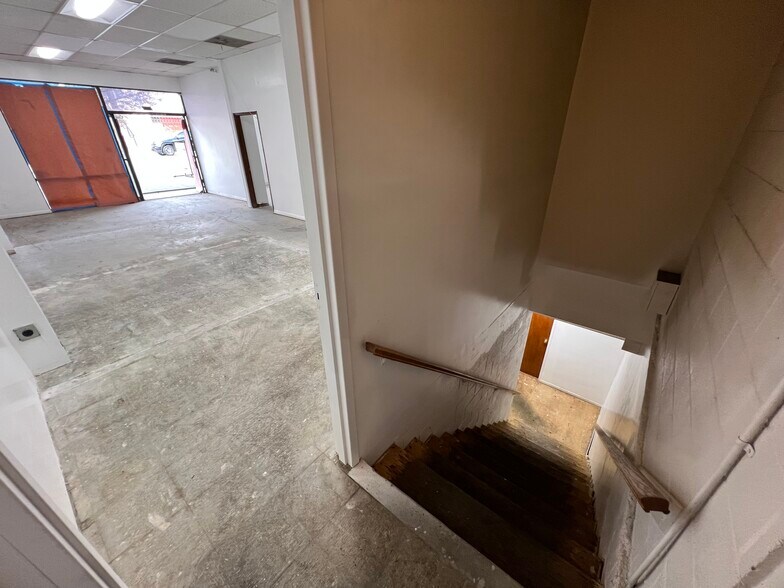 More Photos Of 808 N Hill St, Los Angeles Storefront Retail Office For Lease