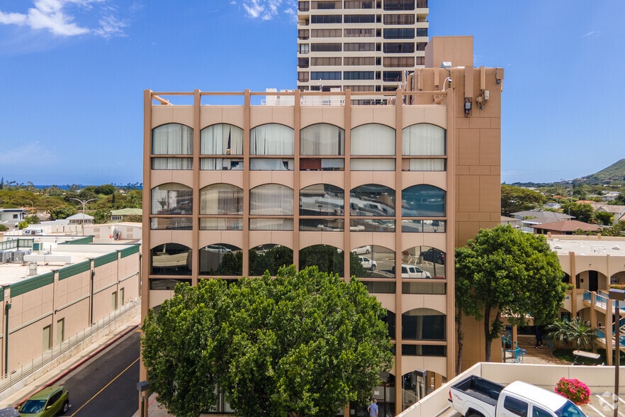 More Photos Of 4211 Waialae Ave, Honolulu Office For Lease