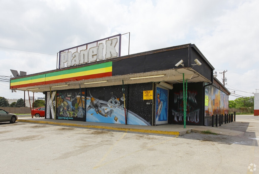 More Photos Of 2803 Goliad Rd, San Antonio Freestanding For Sale