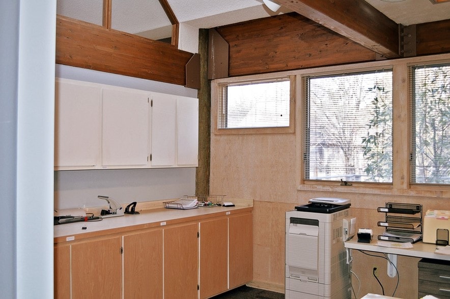 More Photos Of 150 N Miller Rd, Akron Loft Creative Space For Lease