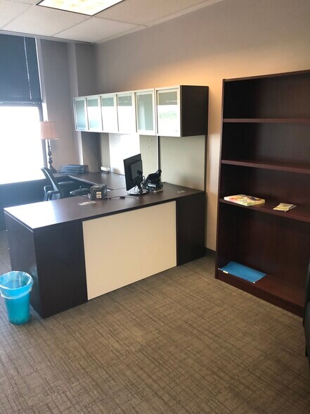 More Photos Of 22 N Front St, Memphis Office For Lease