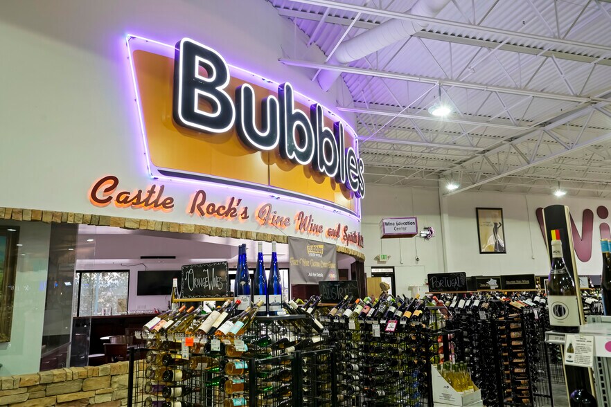 More Photos Of 675 Genoa Way, Castle Rock Freestanding For Sale