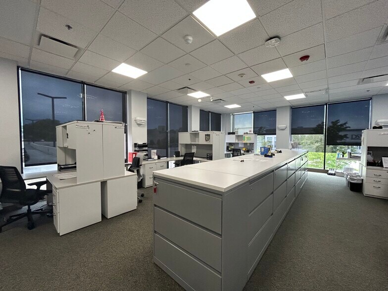 More Photos Of 9730 S Western Ave, Evergreen Park Medical For Lease