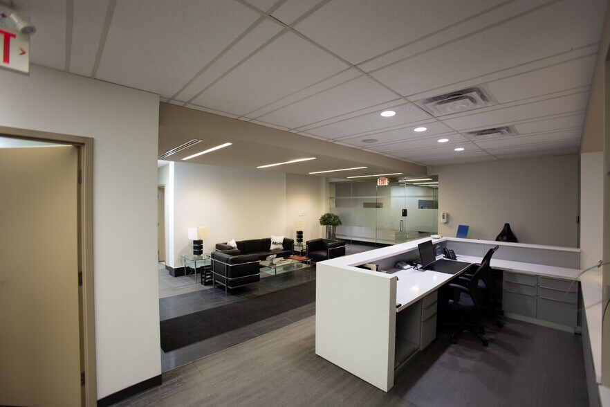 More Photos Of 602 12th Ave SW, Calgary Office For Lease