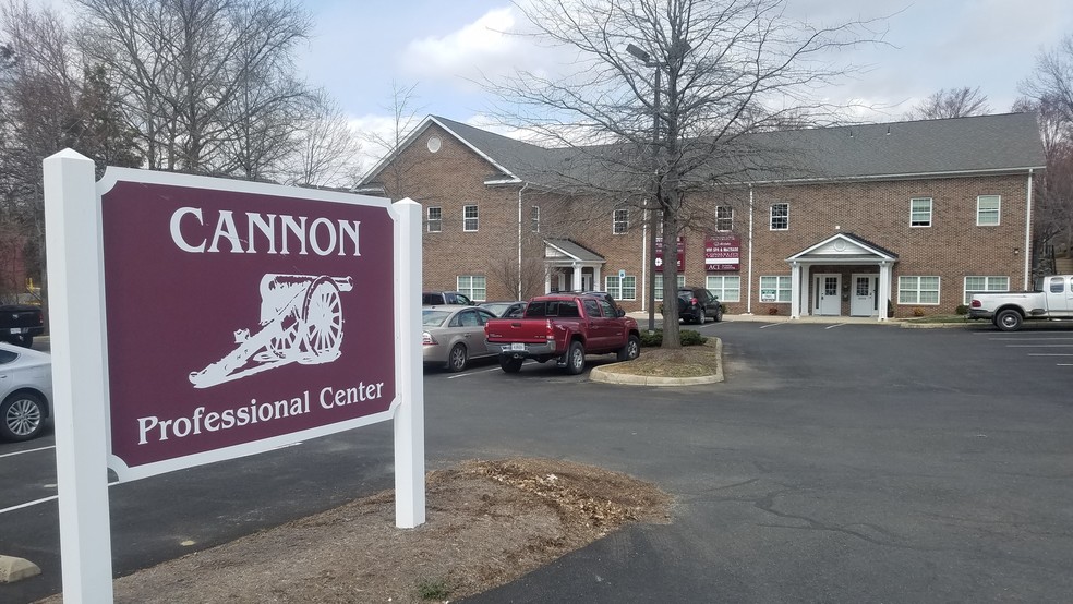 More Photos Of 559 Frost Ave, Warrenton Medical For Lease