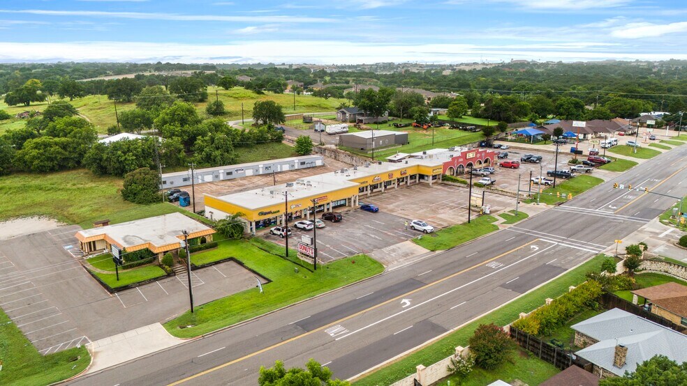 More Photos Of 1808-1812 Santa Fe Dr, Weatherford Unknown For Lease