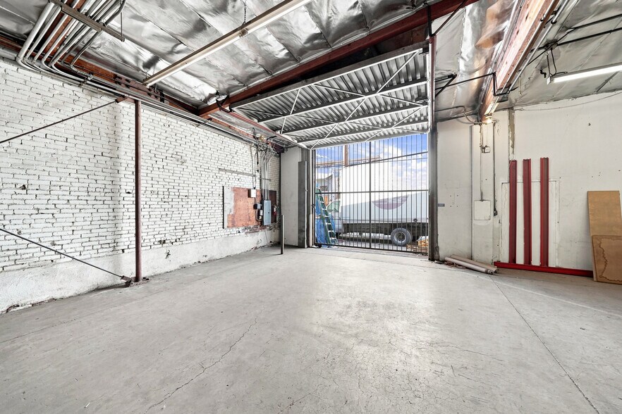 More Photos Of 777 Stanford Ave, Los Angeles Warehouse For Lease