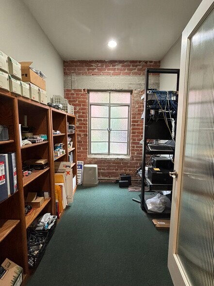 More Photos Of 51 E Huntington Dr, Arcadia Office For Sale