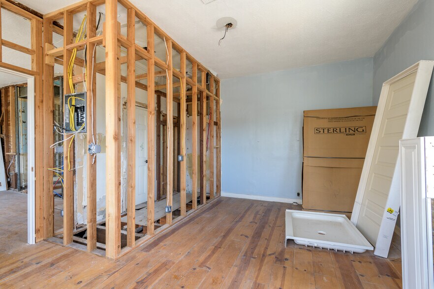 More Photos Of 906 Marin St, Vallejo Storefront Retail Residential For Sale