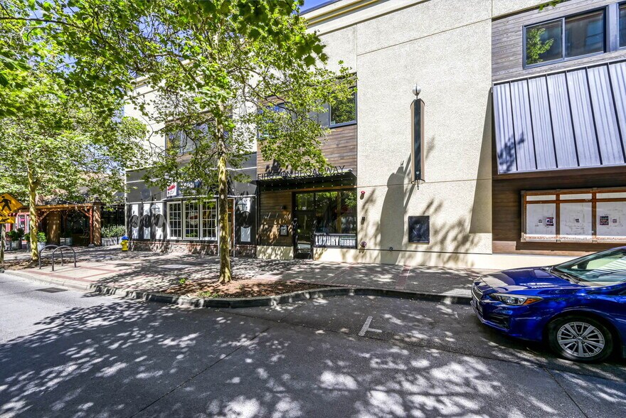 More Photos Of 45 W Broadway, Eugene Storefront Retail Residential For Lease