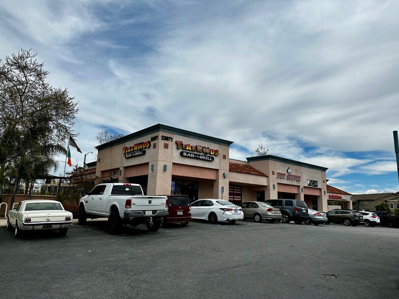 More Photos Of 23971 Clinton Keith Rd, Wildomar Freestanding For Lease