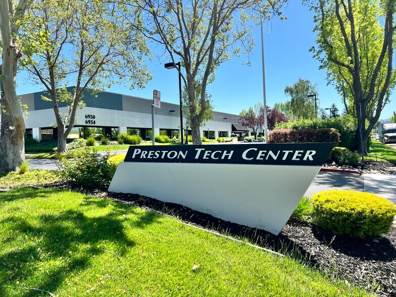 Primary Photo Of 6950-6956 Preston Ave, Livermore Research And Development For Lease