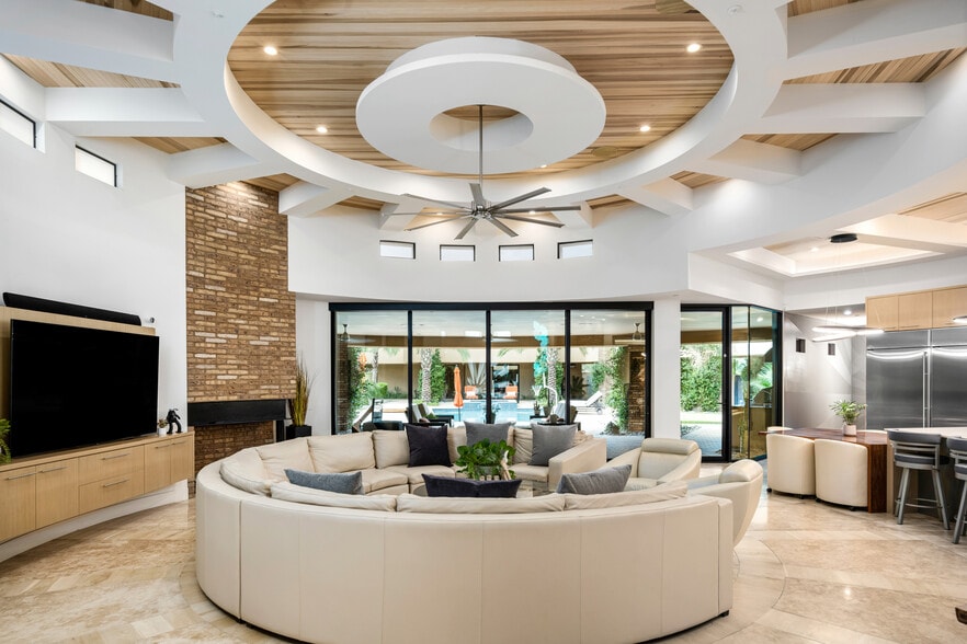 More Photos Of 8116 E Vista Bonita Dr, Scottsdale Rehabilitation Center For Sale