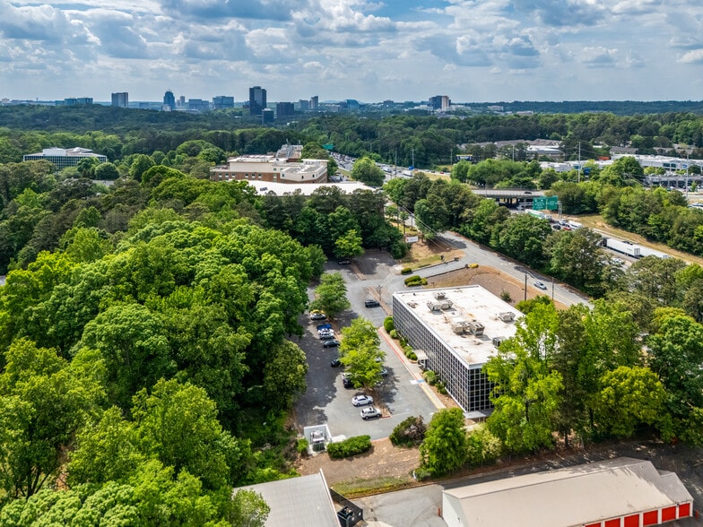 More Photos Of 1835 Savoy Dr, Atlanta Medical For Lease