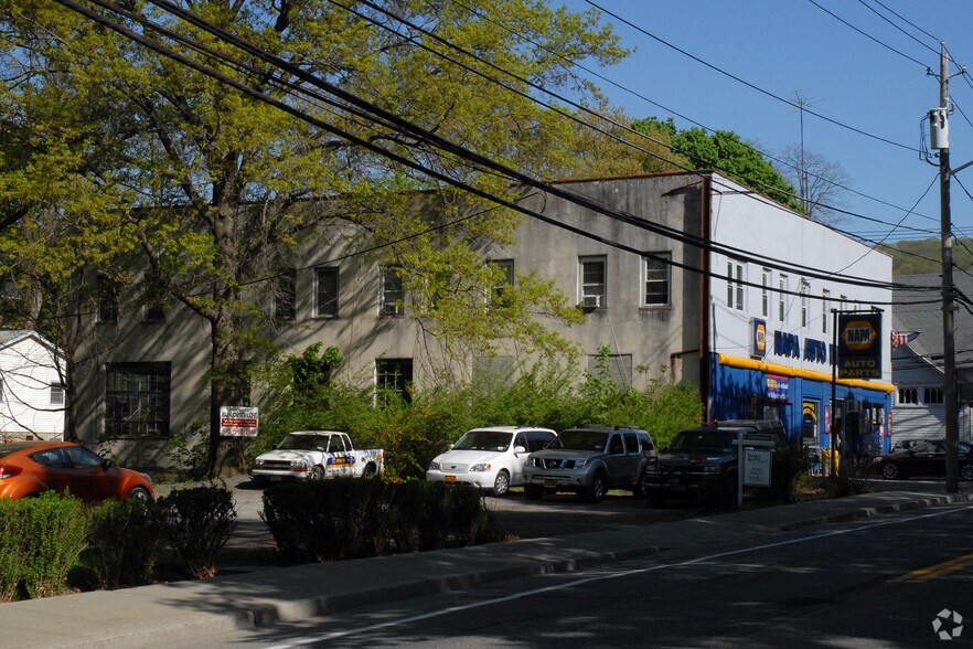 More Photos Of 209 Main St, Highland Falls Freestanding For Sale