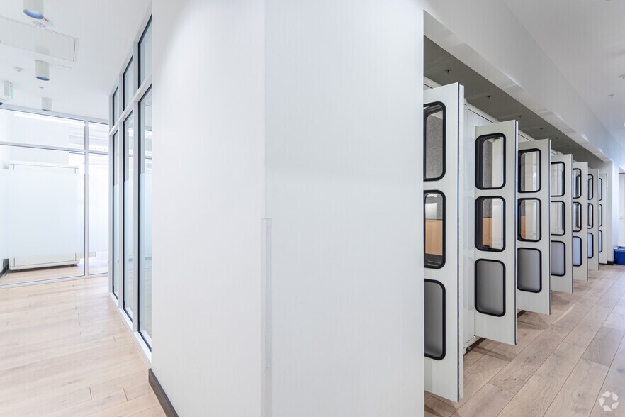 More Photos Of 250 E 200 S, Salt Lake City Coworking Space