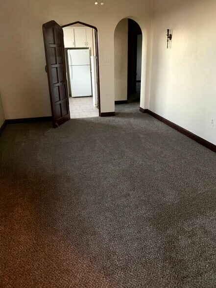 More Photos Of 1811 Butler St, Easton Specialty For Sale