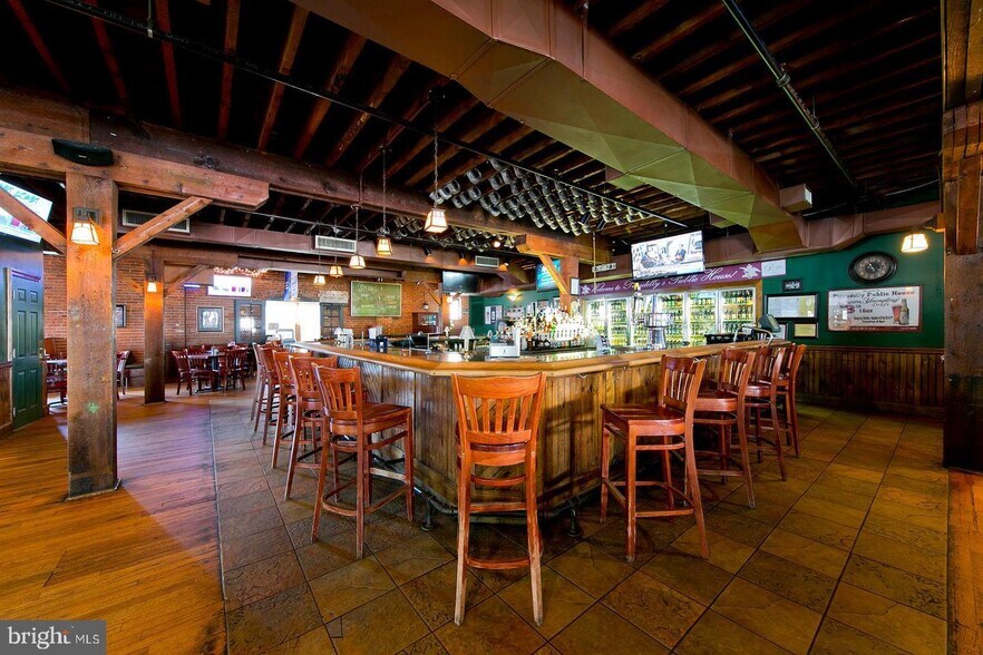 More Photos Of 121-125 E Piccadilly St, Winchester Restaurant For Sale