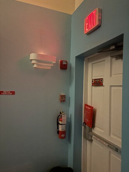 More Photos Of 547 High St, Daytona Beach Office For Sale