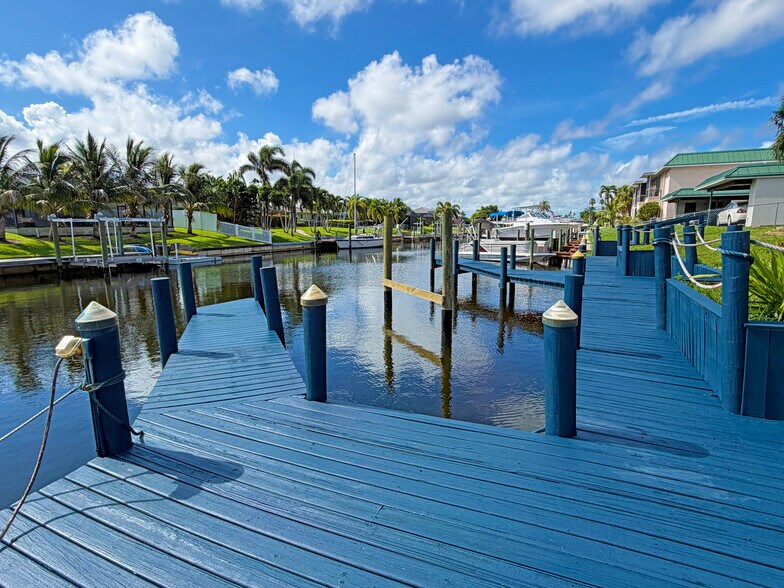 More Photos Of 3817 Del Prado Blvd S, Cape Coral Apartments For Sale