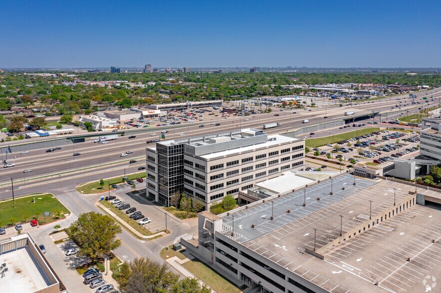 More Photos Of 2021 N MacArthur Blvd, Irving Medical For Lease