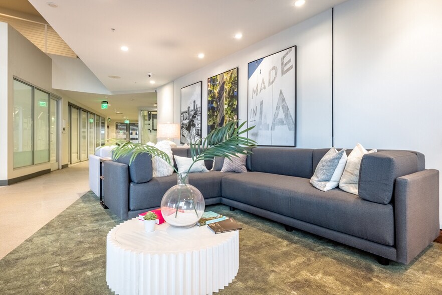 More Photos Of 1111 Wilshire Blvd, Los Angeles Apartments For Lease