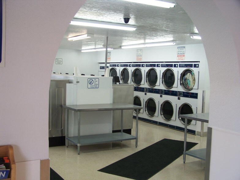 More Photos Of 528 County Rd, Evanston General Retail For Sale