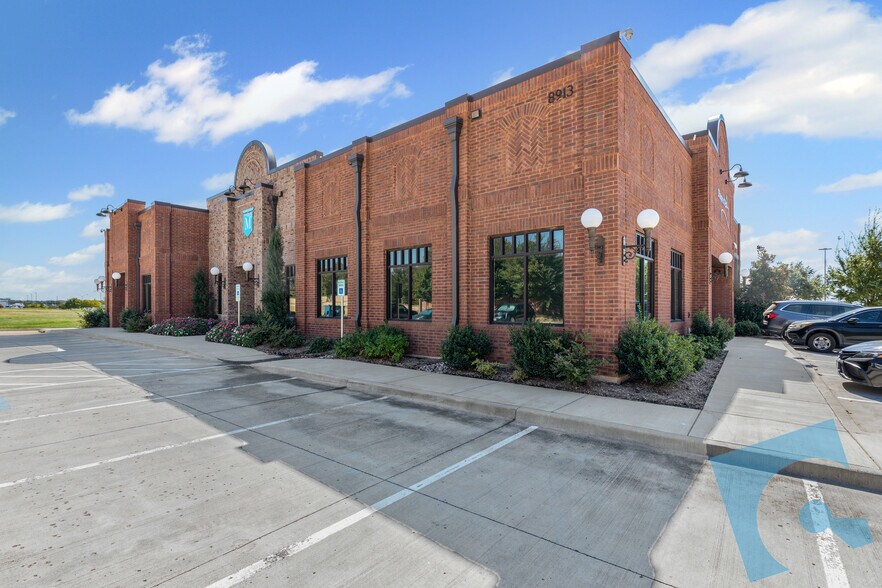 More Photos Of 8913 Mid Cities Blvd, North Richland Hills Unknown For Lease