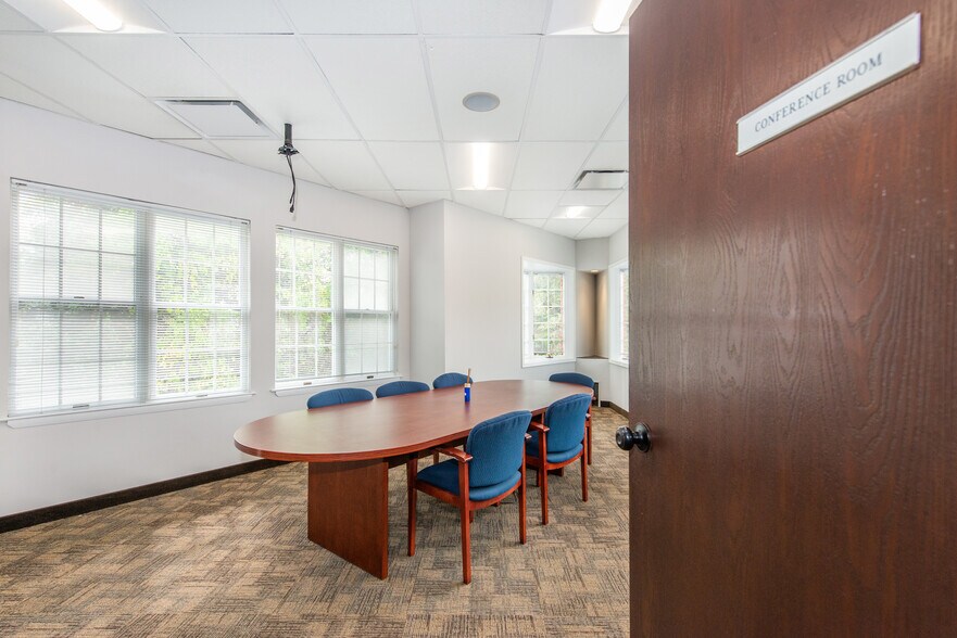 More Photos Of 271 Route 46 W, Fairfield Medical For Lease