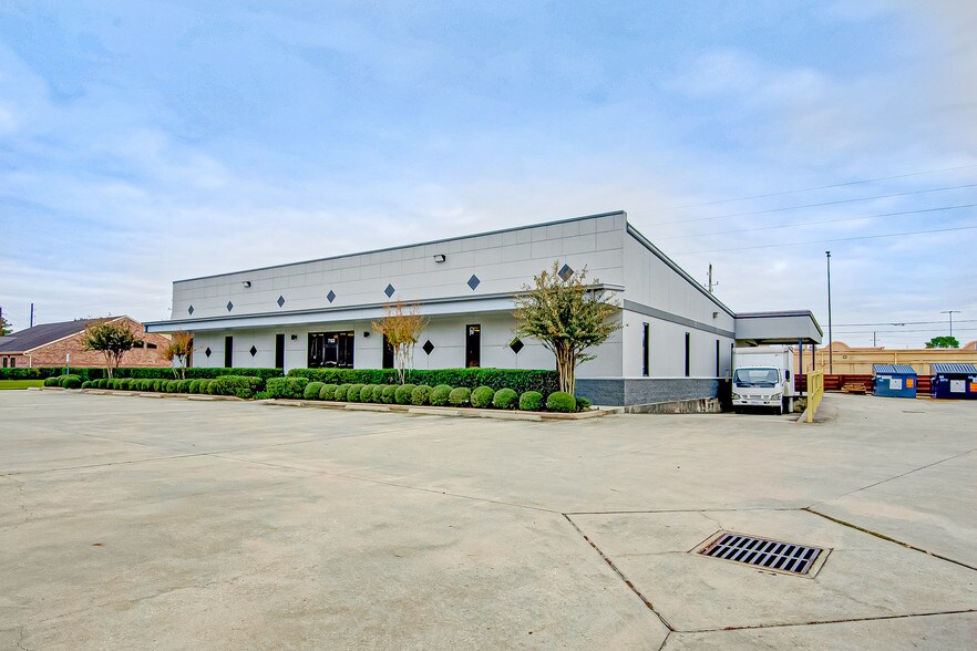 Primary Photo Of 7102 Glen Chase Ct, Houston Office For Sale