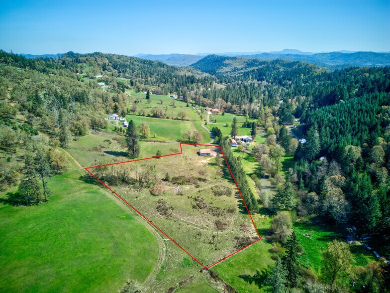 More Photos Of 0 San Souci Dr, Roseburg Land For Sale