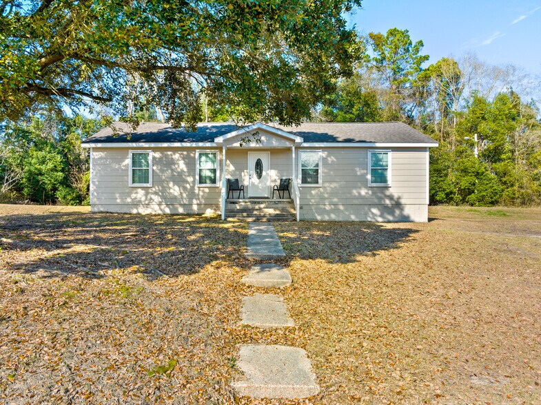 More Photos Of 2100 N Woodlawn Dr, Mobile Apartments For Sale