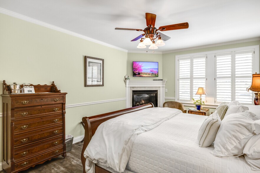 More Photos Of 1861 Main St, Brewster Hospitality For Sale