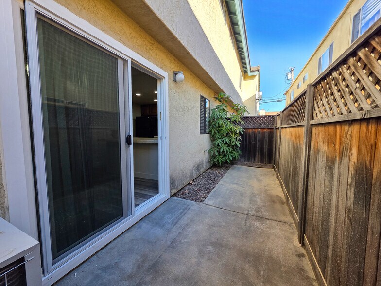 More Photos Of 4166 Monroe Ave, San Diego Apartments For Sale