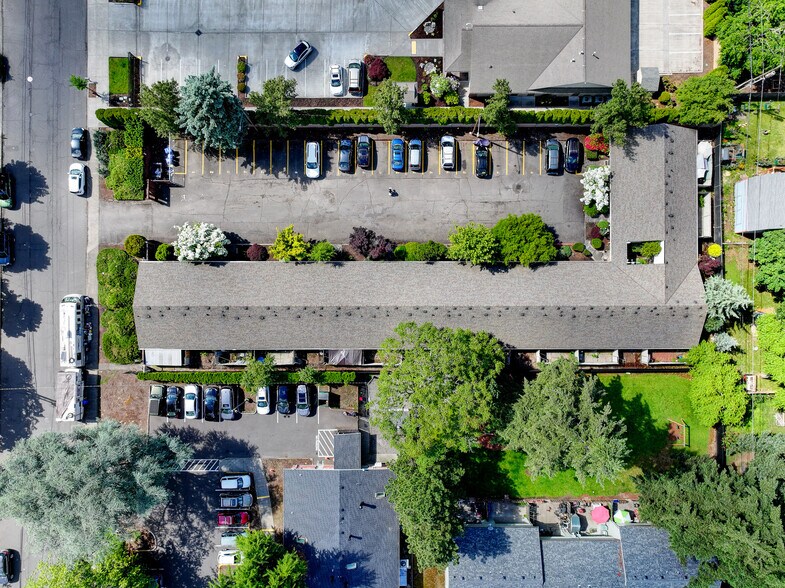 More Photos Of 611 SE 139th Ave, Portland Apartments For Sale