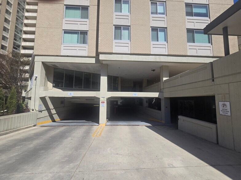 More Photos Of 4601 N Park Ave, Chevy Chase Apartments For Sale