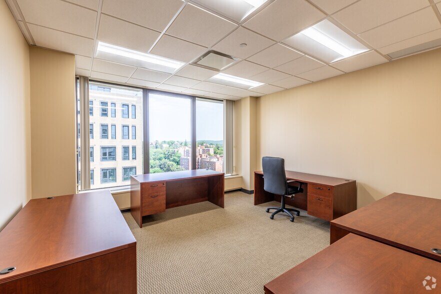 More Photos Of 445 Hamilton Ave, White Plains Coworking Space