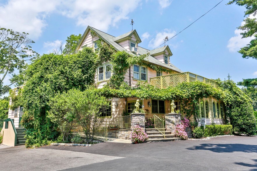 More Photos Of 530 Milton Rd, Rye Restaurant For Sale