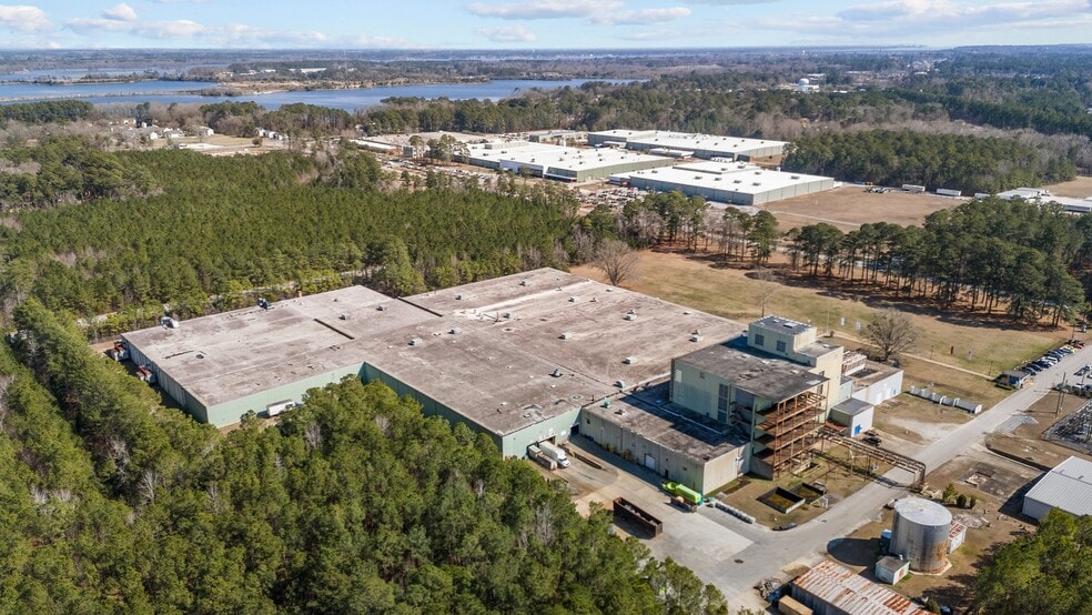 More Photos Of 197 Bosch Blvd, New Bern Warehouse For Lease